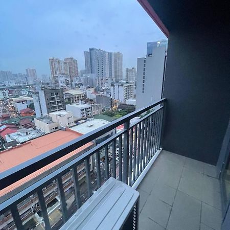 Red Residences Chino Roces Makati Makati City Exterior photo