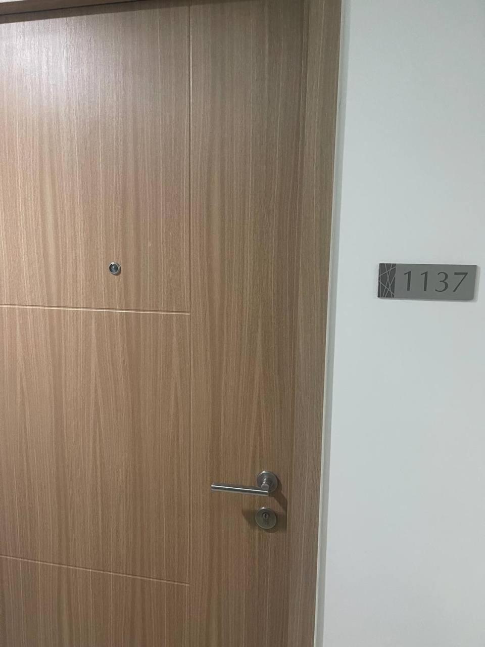 Red Residences Chino Roces Makati Makati City Exterior photo